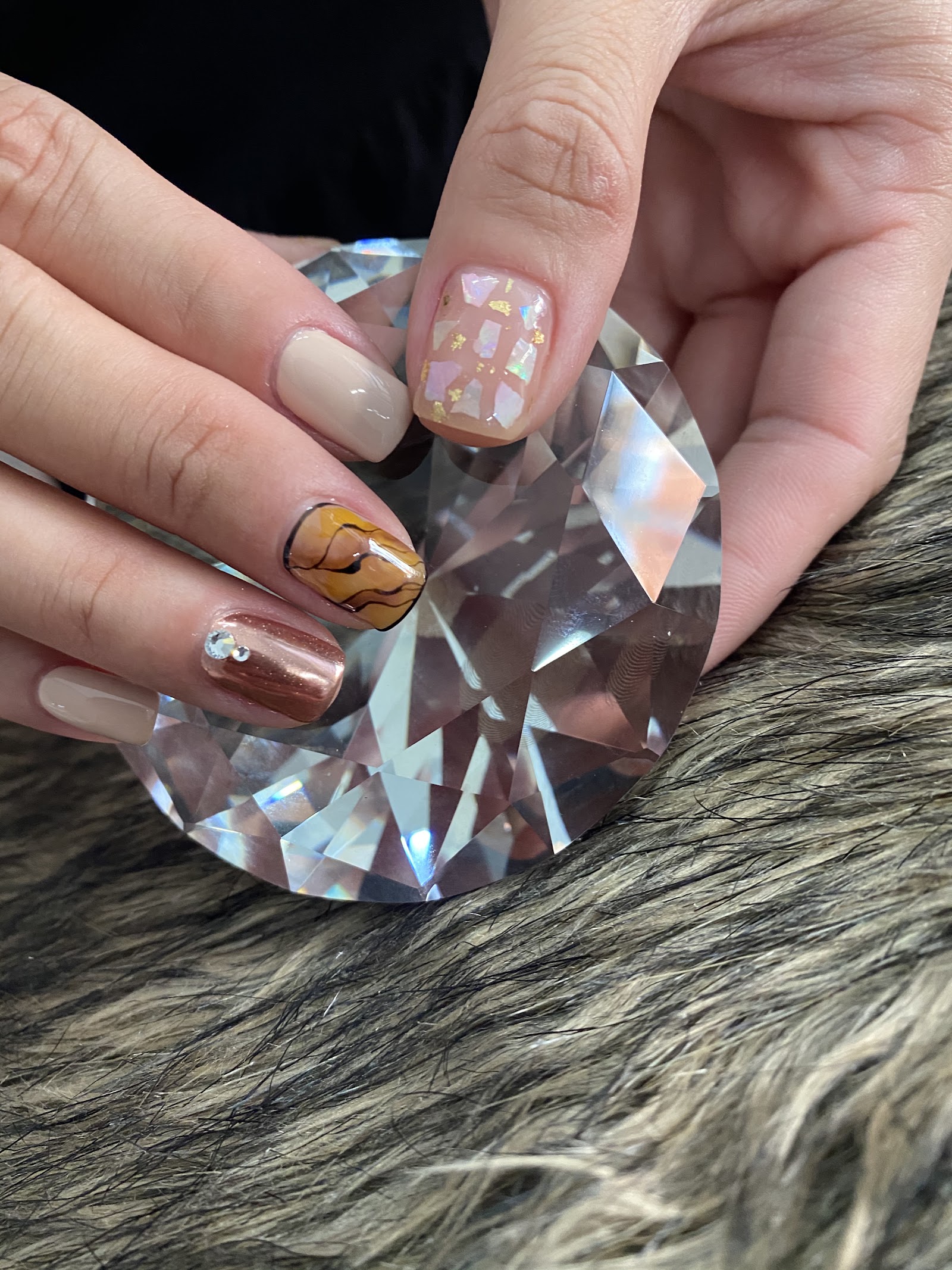Regal Nails logo
